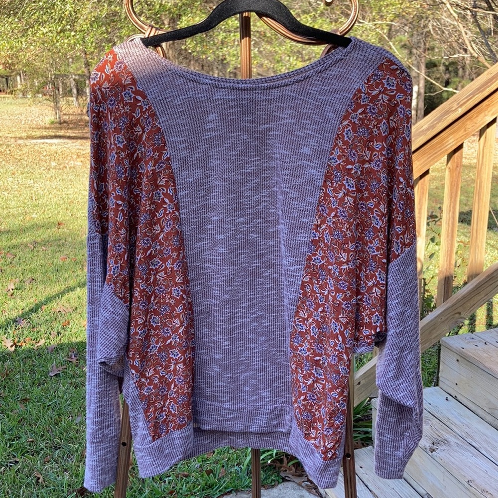 Heather brown/taupe floral blouse